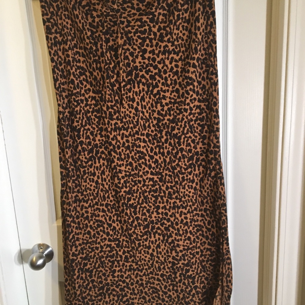 MADEWELL NWT AUTHENTIC BRUSHED MATERIAL LEOPARD MIDI SKIRT WITH A SIDE SLIT - Picture 6 of 11
